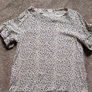 Women’s Leopard Print Ruffle Sleeve Top - Beige/Pink
